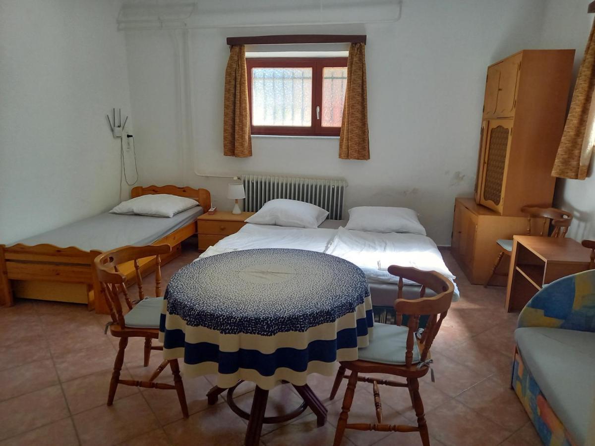 Flamingo Apartman Σόπρον Εξωτερικό φωτογραφία