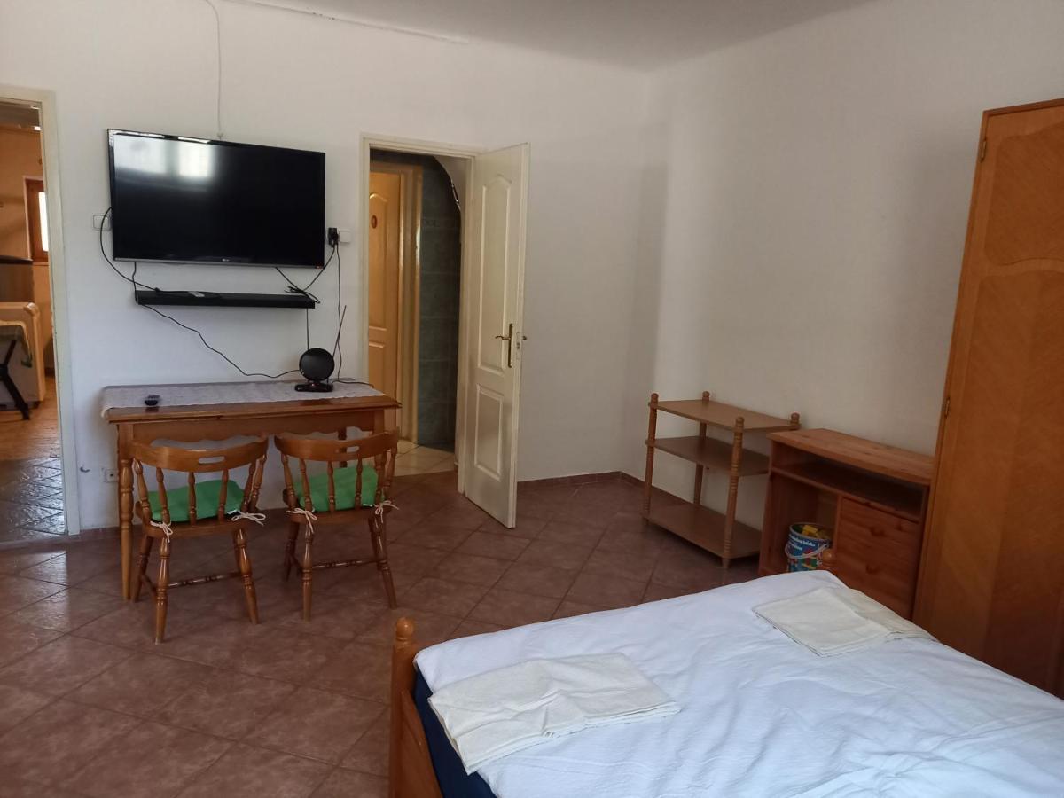 Flamingo Apartman Σόπρον Εξωτερικό φωτογραφία